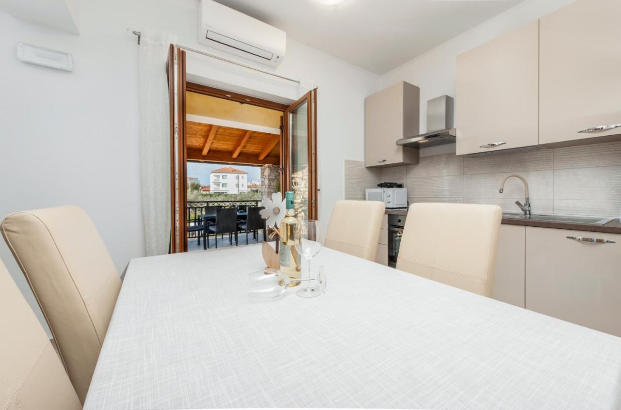 Comfort Apartments Karla Rovinj Exterior foto